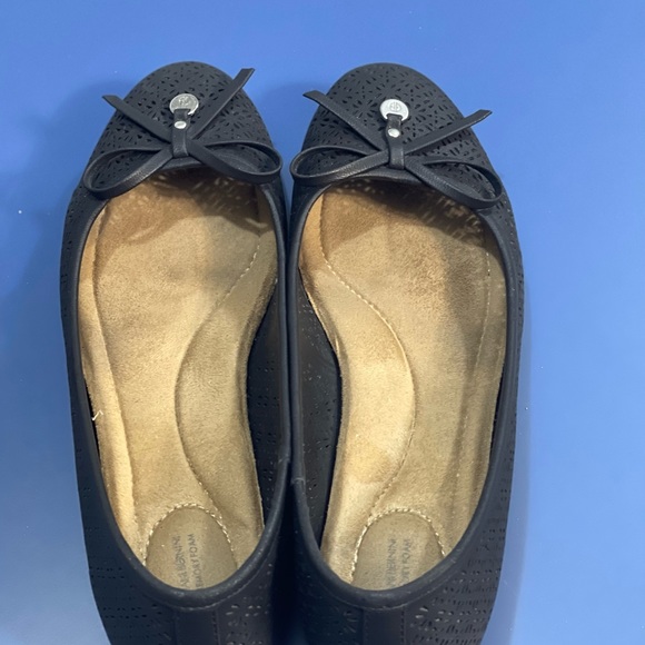 Gianni Bini Black Memory Foam Size 10 Shoes - Picture 4 of 6